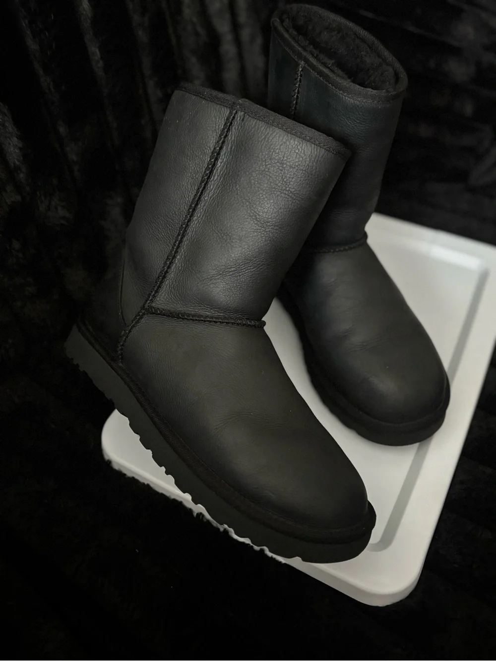 Women’s US 10 Black Leather UGG Boots